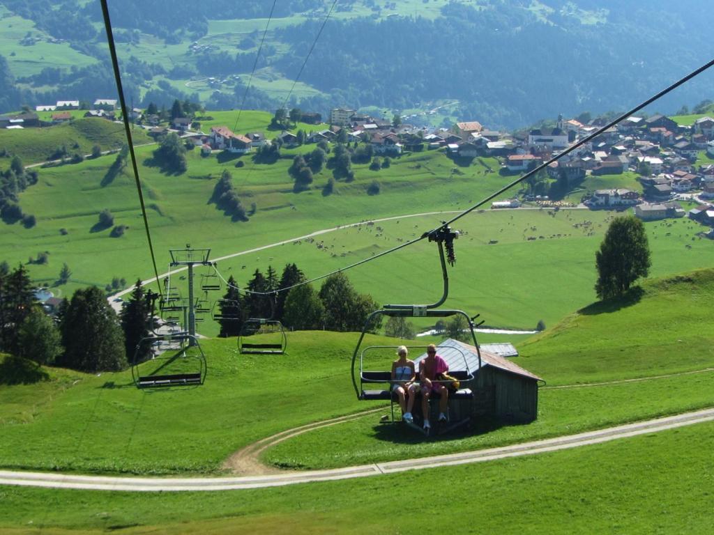 Hotel Kistenpass Breil/Brigels Exterior photo